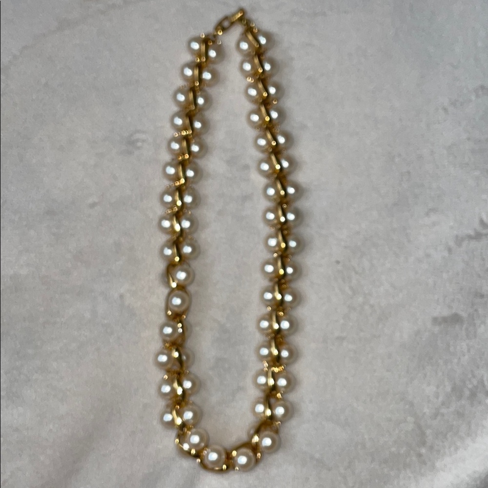 Vintage NAPIER Gold & Pearl Chain Necklace. 18” - Picture 5 of 6